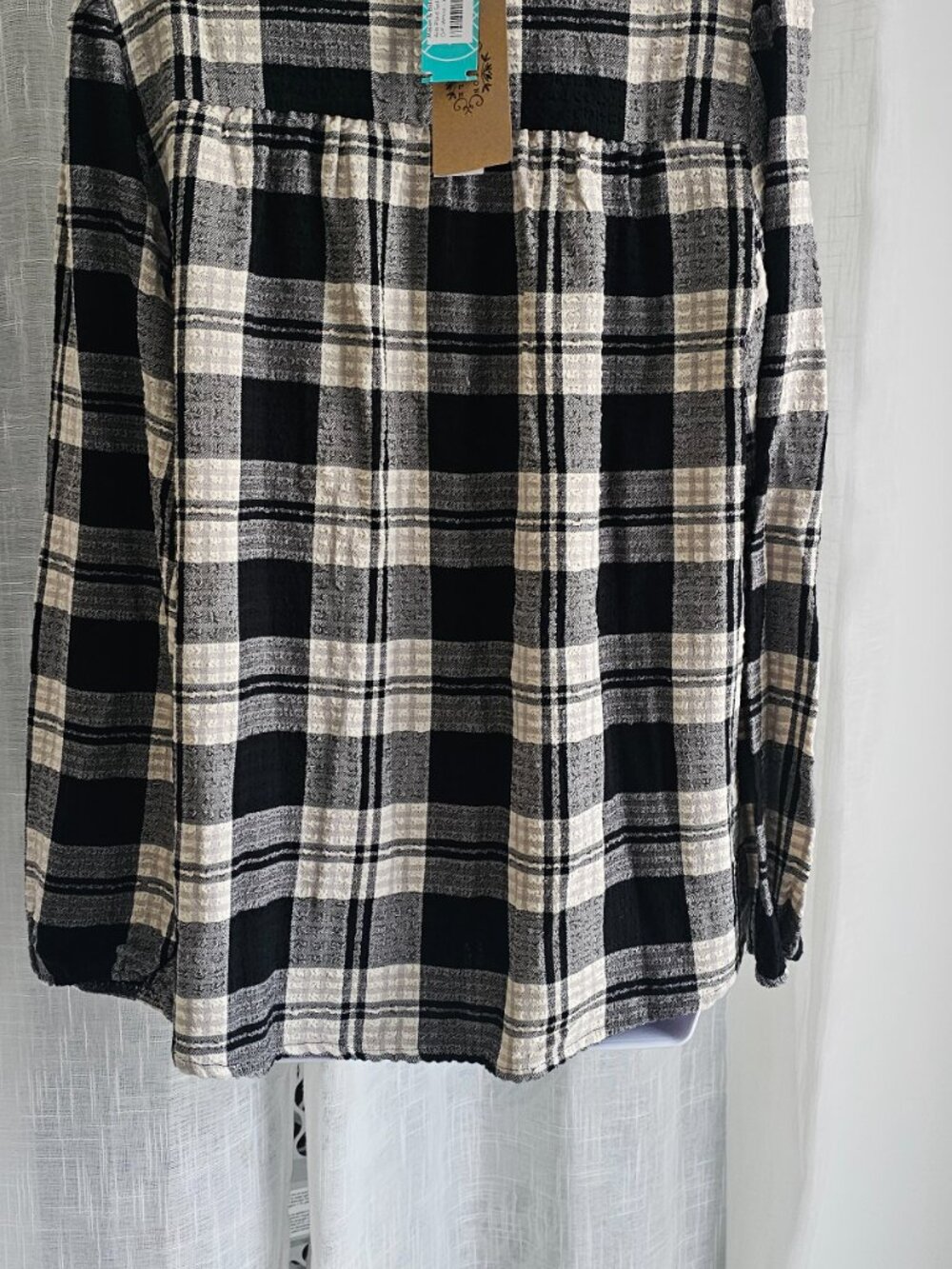 Mason & Belle Aila Plaid Split Neck Top Off White Size XL NWT - Picture 3 of 3